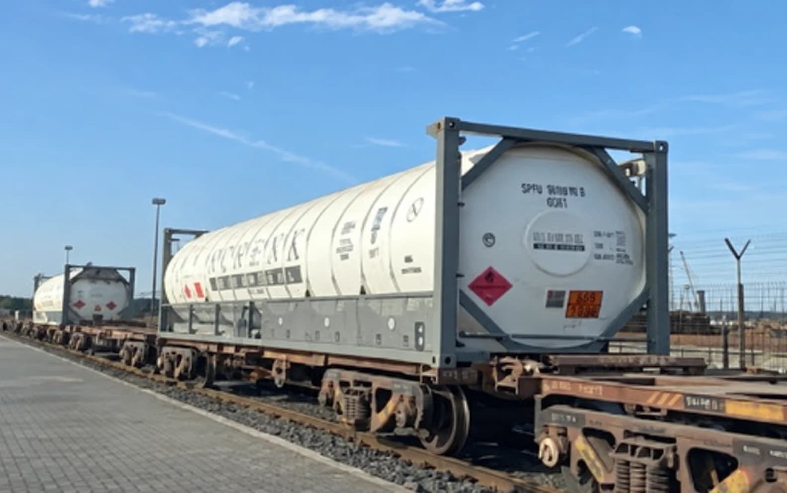 ISO tanks on the rail rake