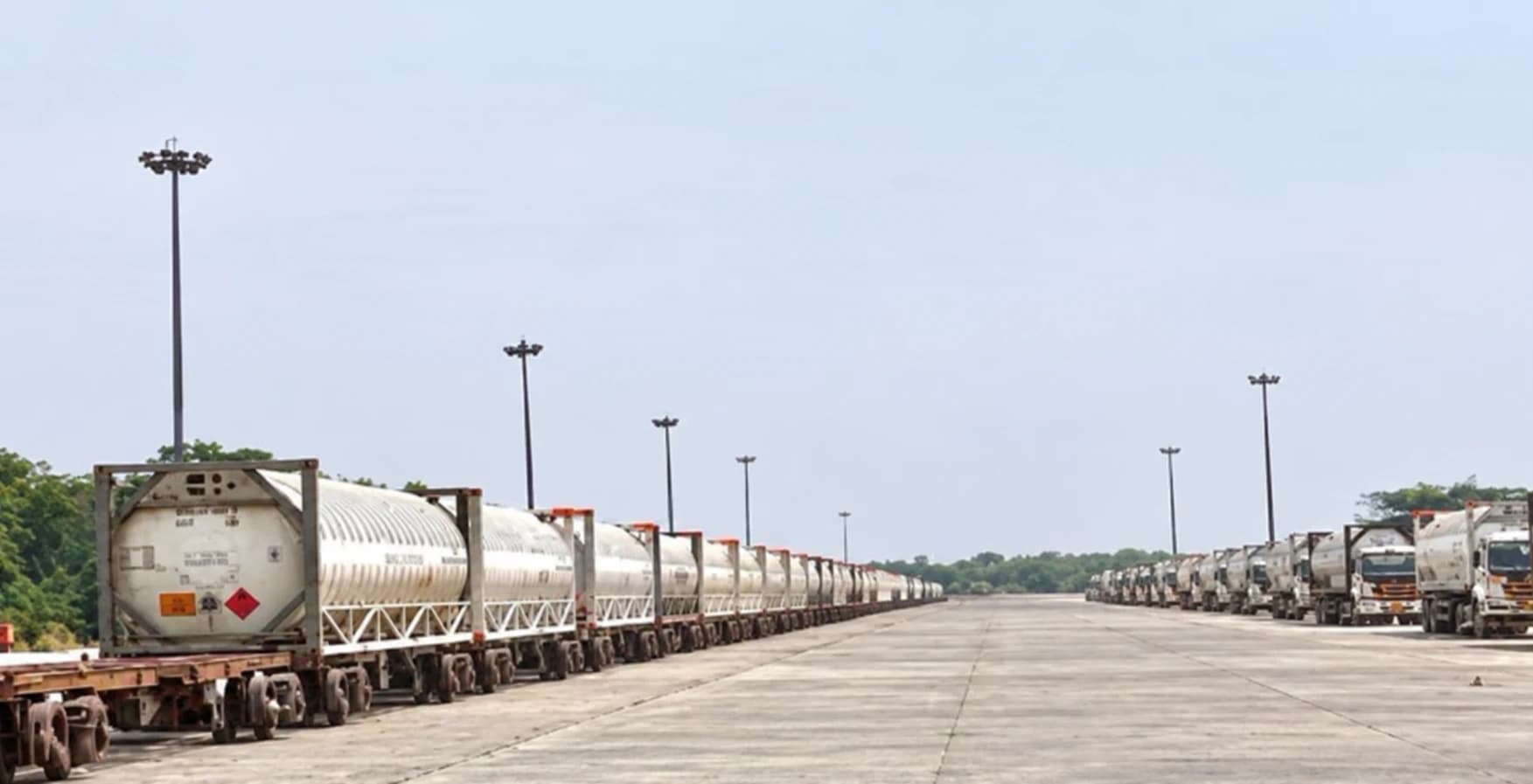 Tank rake at the terminal